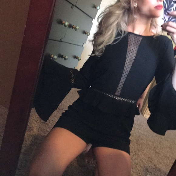 Mesh bell sleeve romper playsuit - Picture 4 of 8